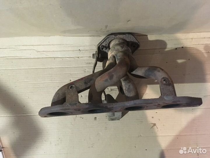 Коллектор выпускной Mitsubishi Lancer