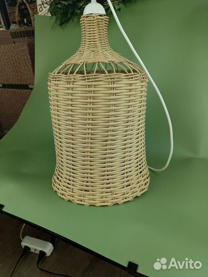 Люстра плетеная