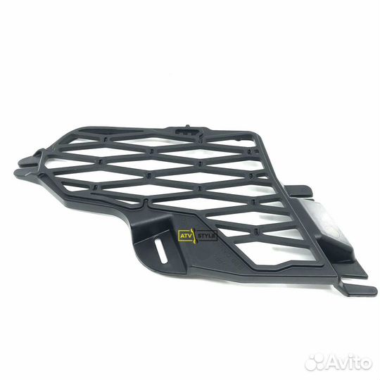 Решетка радиатора левая верхняя 705004350