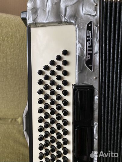 Аккордеон Weltmeister Stella 3/4 с футляром