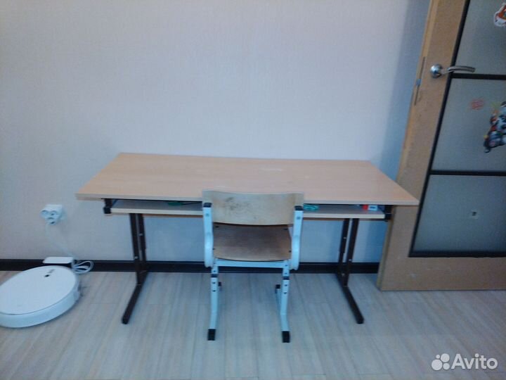 Детская парта со стулом