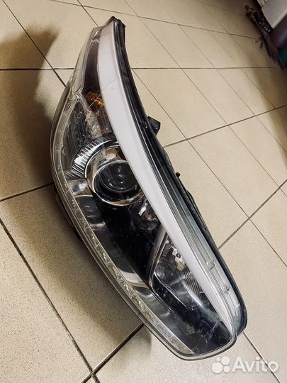 Фара правая Kia ceed 2014