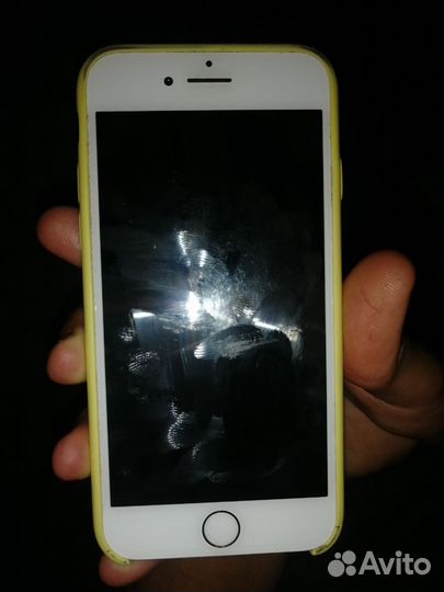 iPhone 7, 32 ГБ