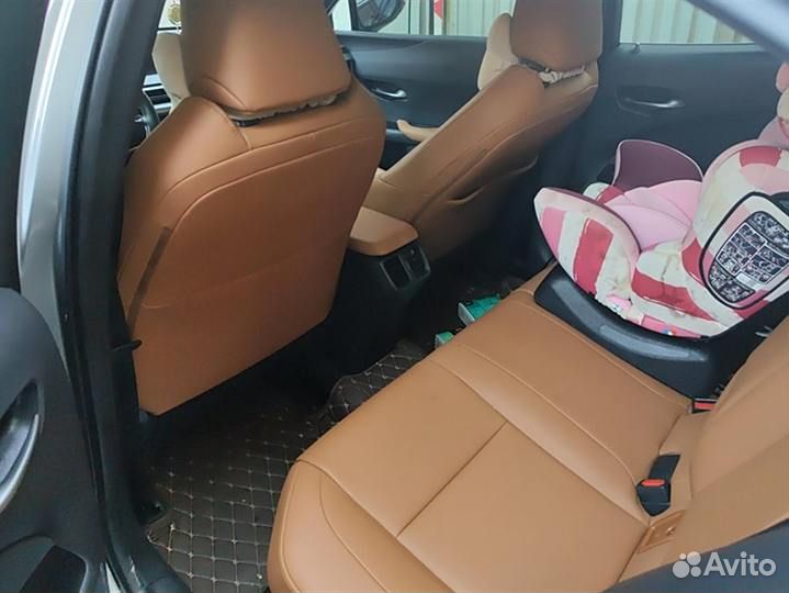 Lexus UX 2.0 CVT, 2020, 43 200 км