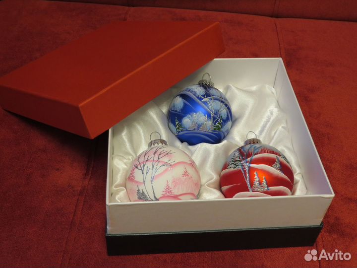 Набор новогодних шаров