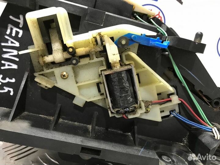 Селектор АКПП Nissan Teana J31