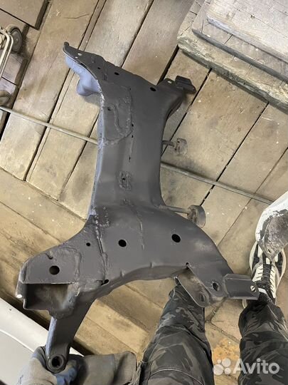 Подрамник lancer 9