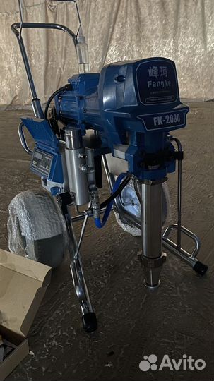 Безвоздушный окрасочный аппарат