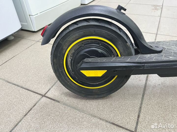 Электросамокат Hiper Triumph T105