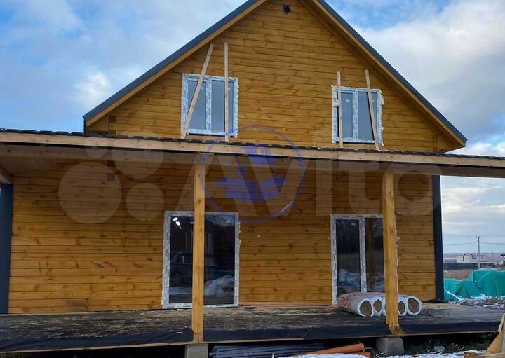 Дом 158 м² на участке 4 сот.