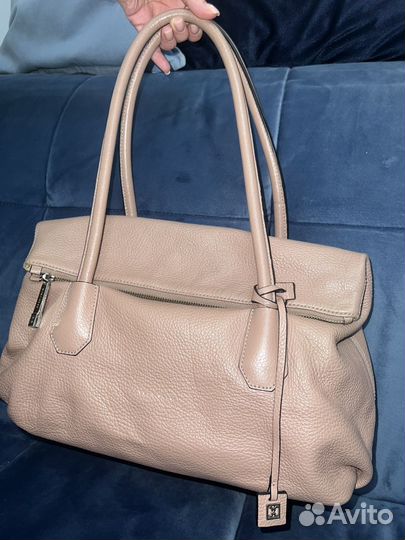 Сумка натуральная кожа coccinelle