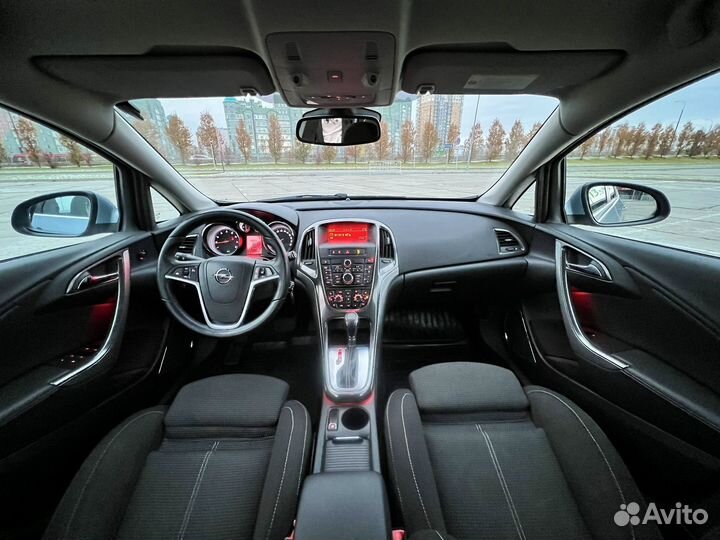 Opel Astra 1.4 AT, 2011, 162 000 км