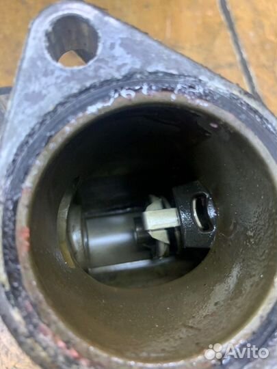 Корпус термостата Opel Astra H Z19DTH 2009