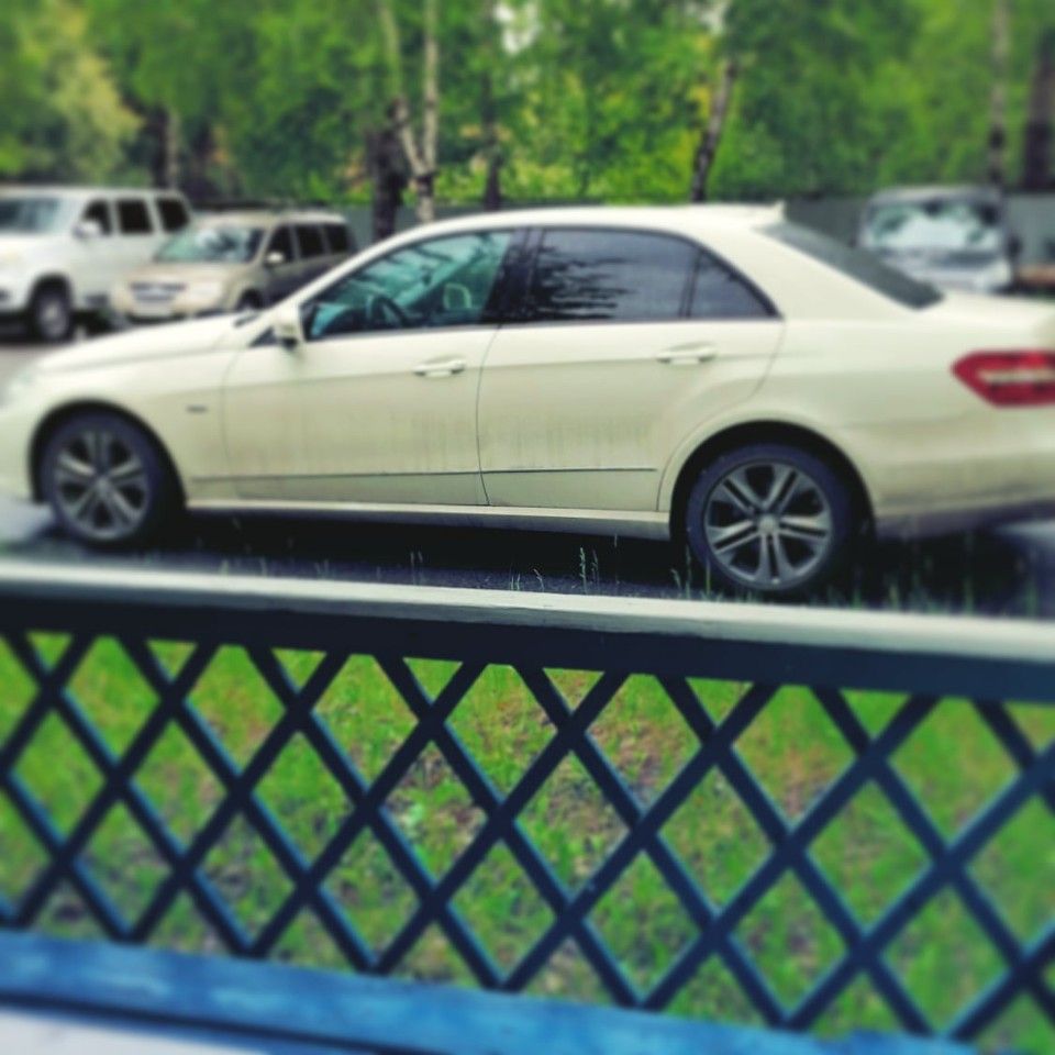 Mercedes-Benz E-класс: фото владельца