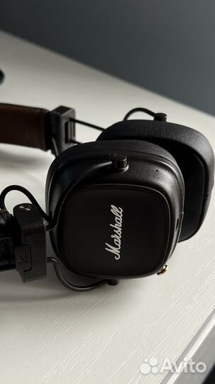 Беспроводные наушники marshall major 4