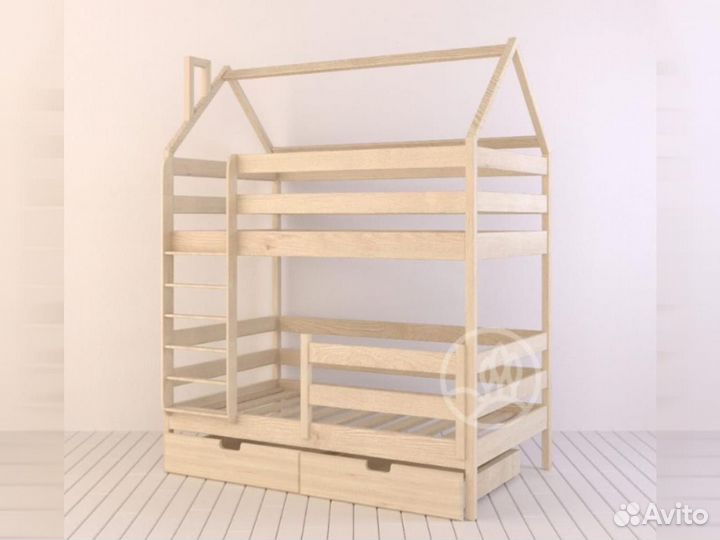 Кровать детская домик белая из массива от 3 лет