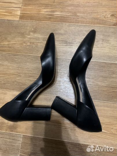 Туфли Aldo черные 39 размер