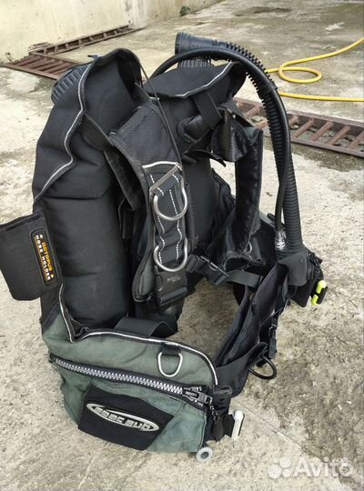 Жилет компенсатор плавучести