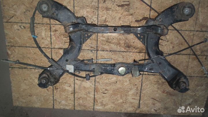 Задний подрамник dodge challenger