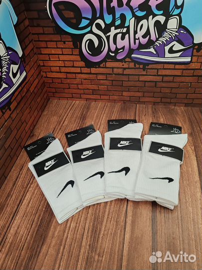 Носки Nike высокие белые р.37-41