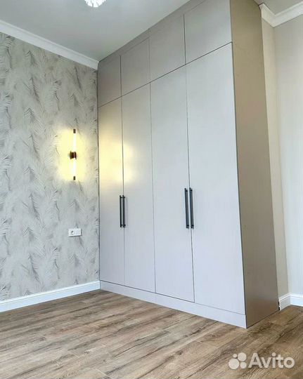 Шкаф стильный