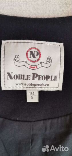 Жилет для девочки, школьная форма