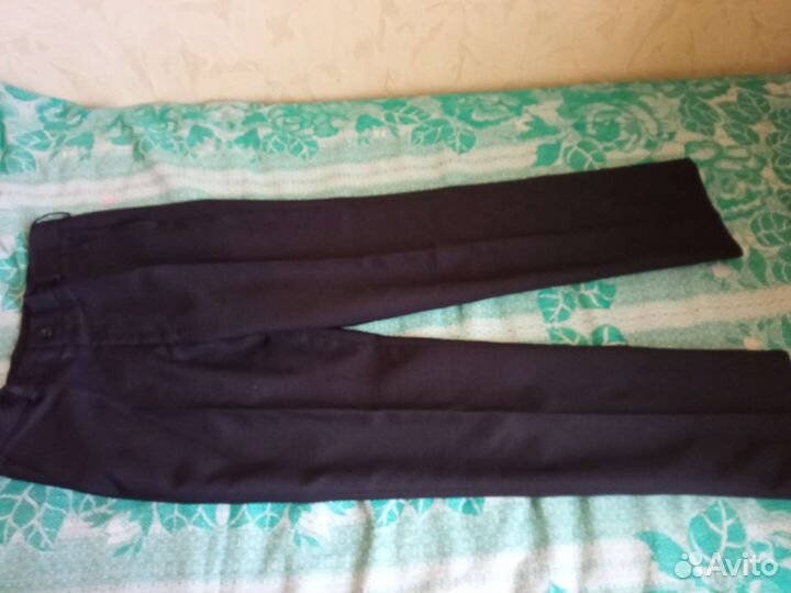 Школьный костюм рост 152 размер 40 чёрный