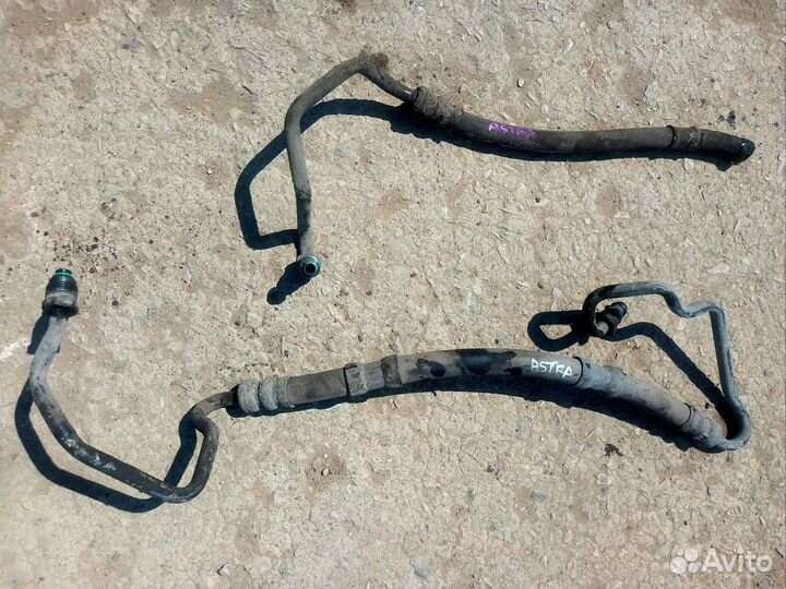 Трубка Гура Opel Astra H