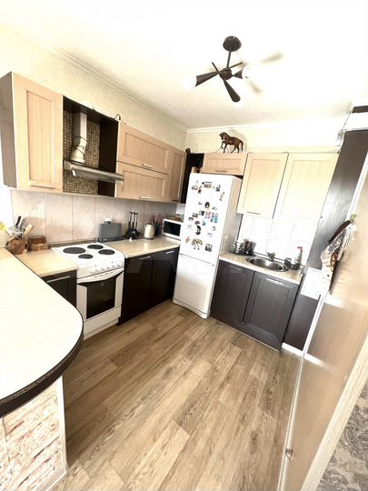 2-к. квартира, 42 м², 5/5 эт.