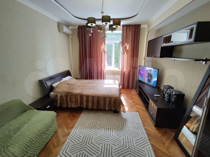 2-к. квартира, 65 м², 3/4 эт.