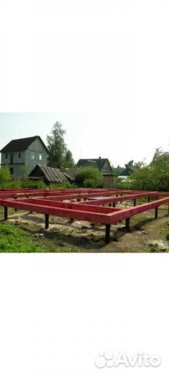 Бригада строителей