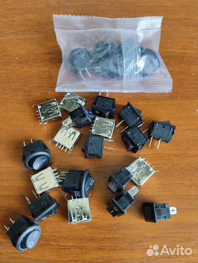 Кнопка выключатель разъем usb радио детали