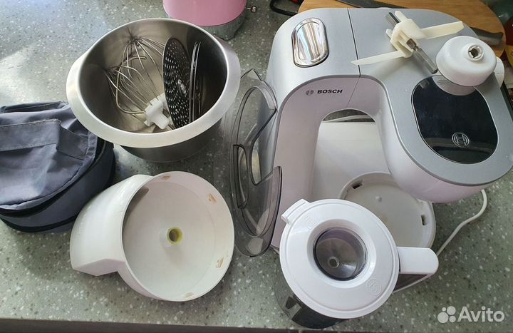 Кухонный комбайн Bosch mum 54240