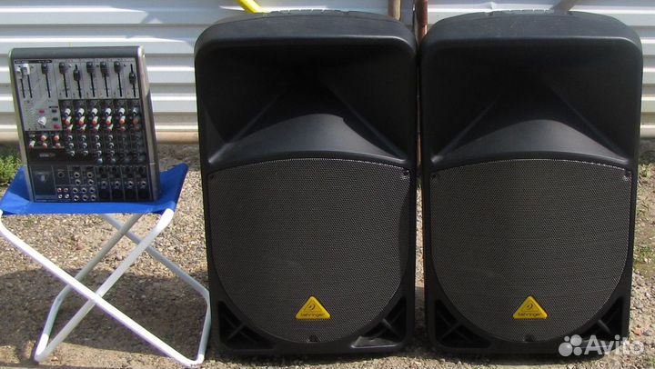 Колонки активные Behringer 1000W Pro B115D Микшер