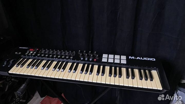 Миди клавиатура M-audio Oxygen 61 MK IV