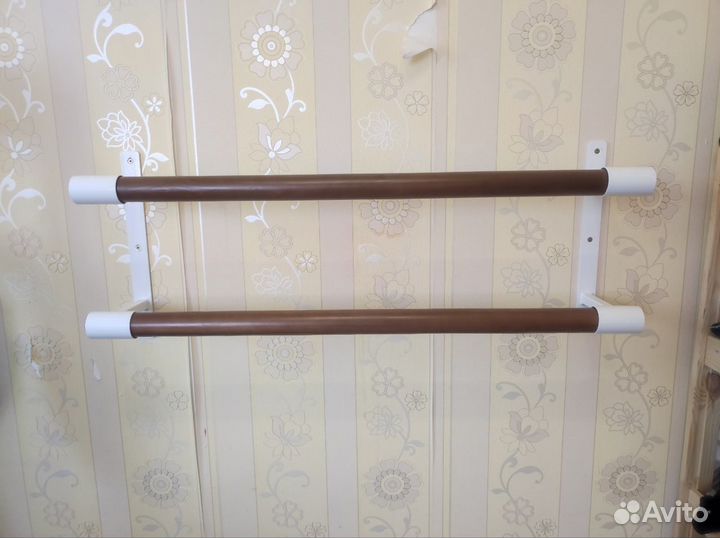 Станок балетный настенный