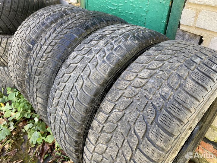 Bridgestone Blizzak LM-25 195/55 R16 31L