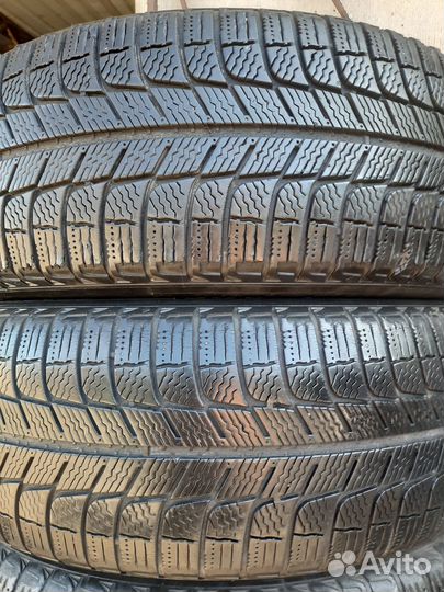 Michelin X-Ice 215/60 R16