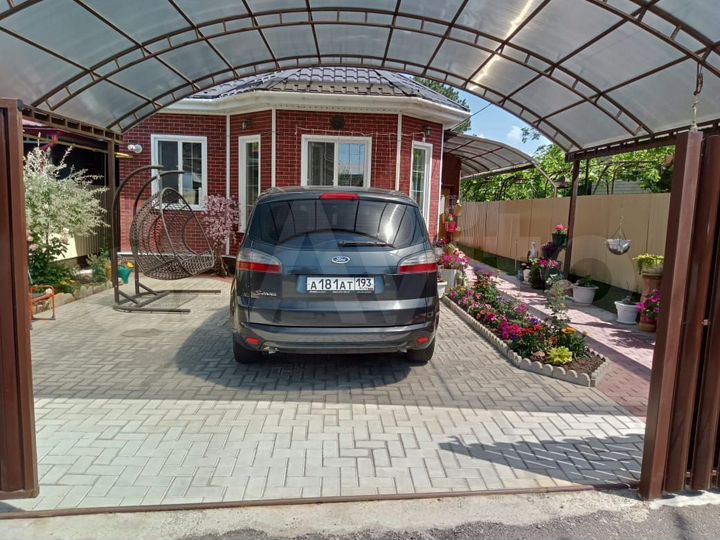 Дом 60 м² на участке 3,2 сот.