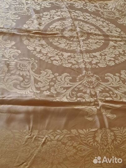 Скатерть на стол 2шт