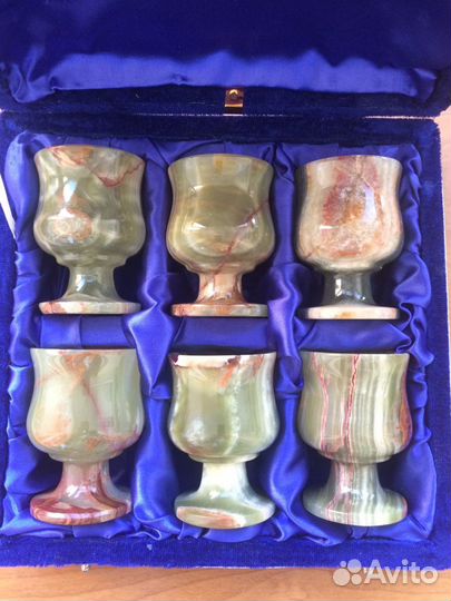 Новые фужеры из оникса