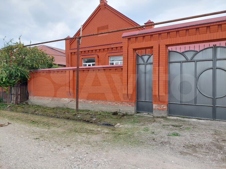 Дом 180 м² на участке 30 сот.