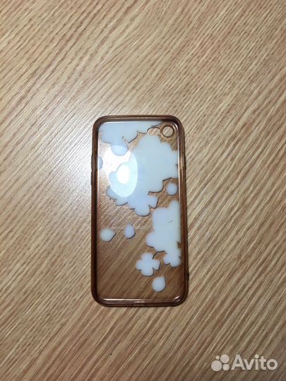 Чехол на iPhone 8