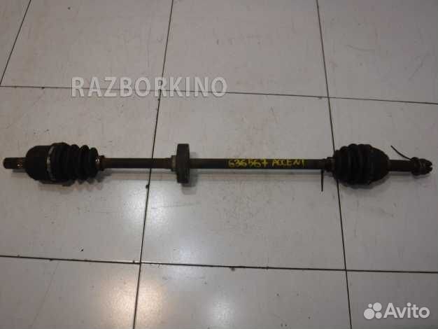 Привод передний правый