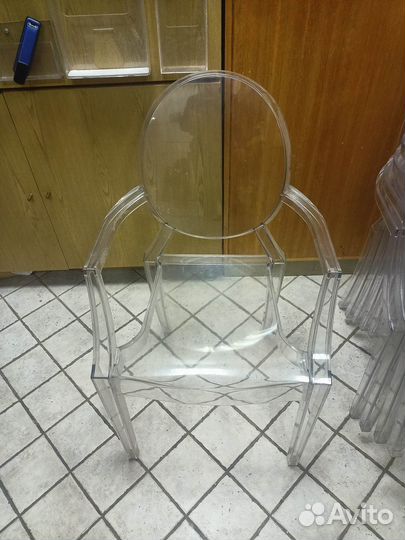 Стул- кресло Kartell Louis Ghost