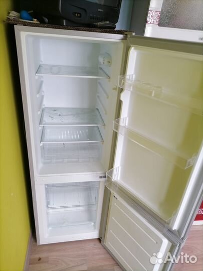 Холодильник бу
