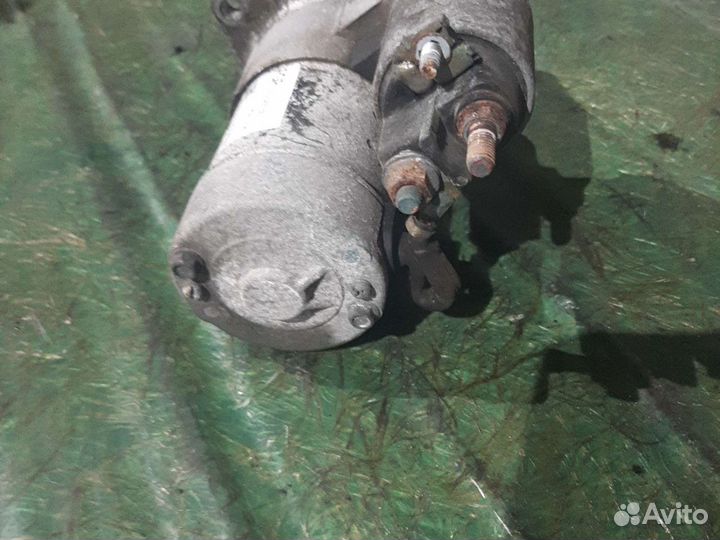 Стартер Opel Zafira A Z18XE 55556130