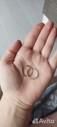 Золотые серьги