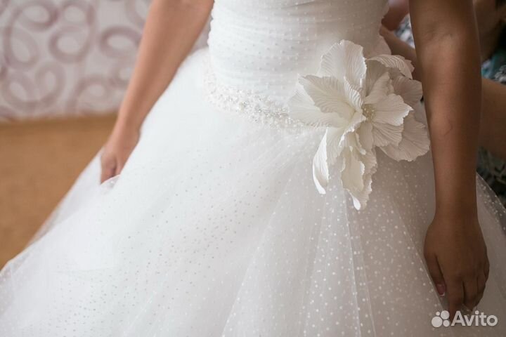 Платье свадебное