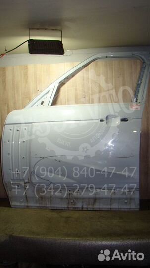 Дверь передняя левая Range Rover 4